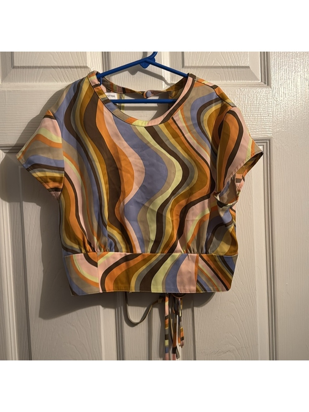 URBAN OUTFITTERS•TIE BACK CROP